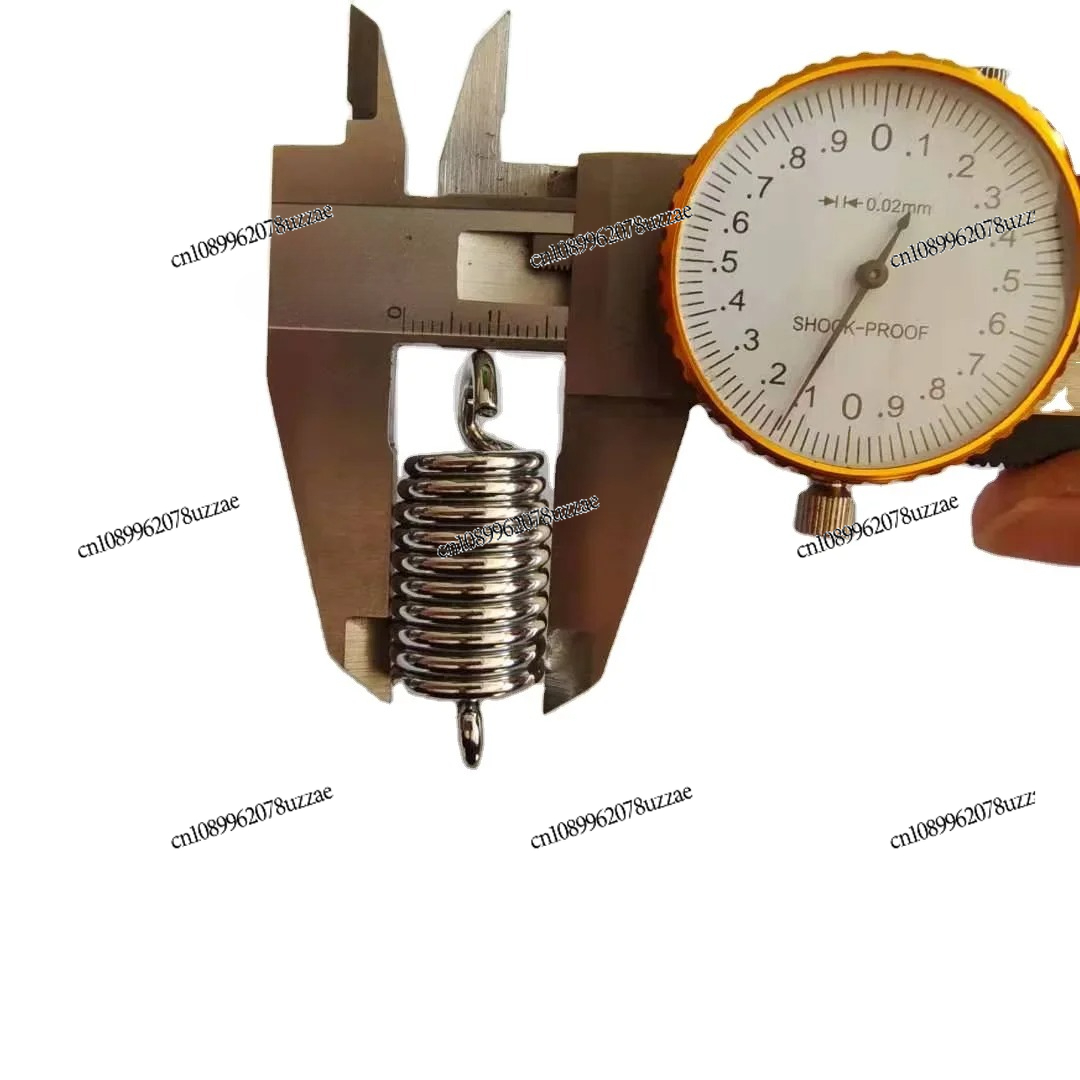 Sports Equipment Used - يتم استخدام نوابض التوتر الصغيرة عالية