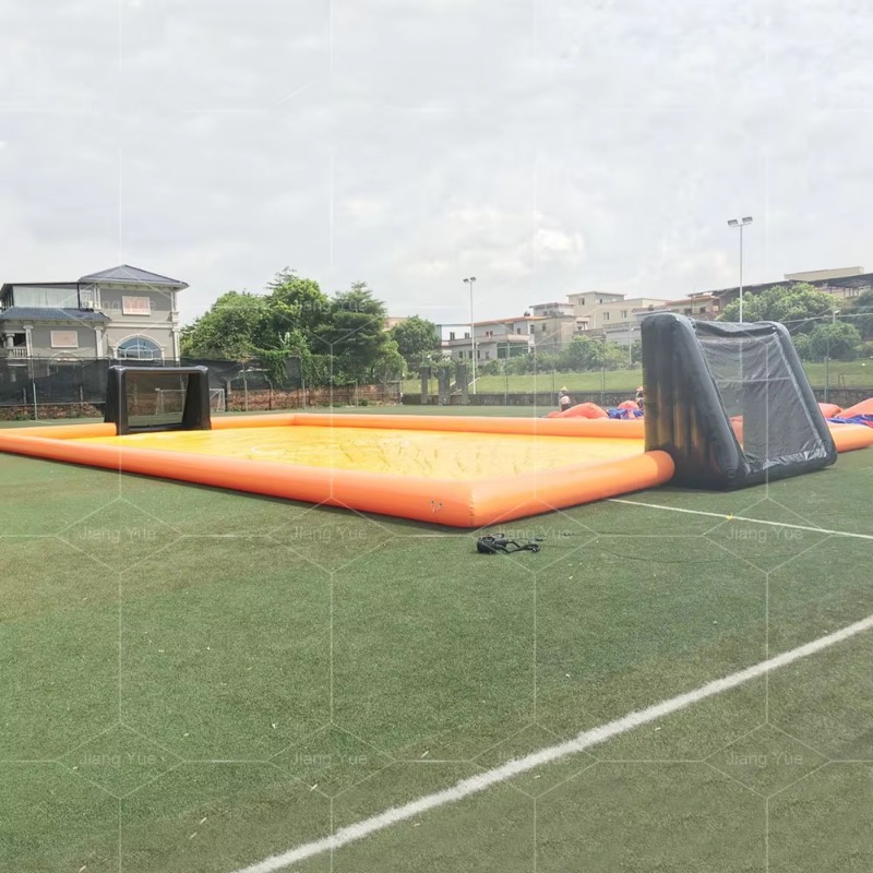 Sports Equipment Used - معدات ملعب كرة قدم محمولة للاستخدام